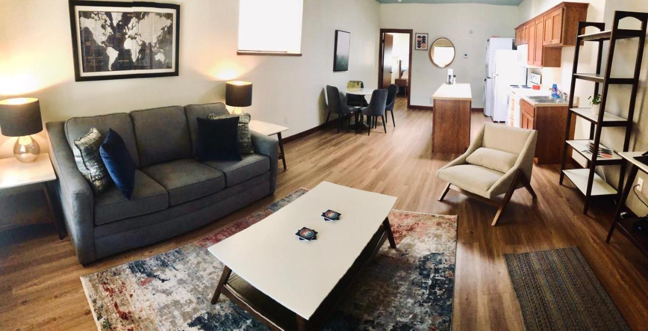 Your Downtown Rapid City Base Camp! Exterior photo