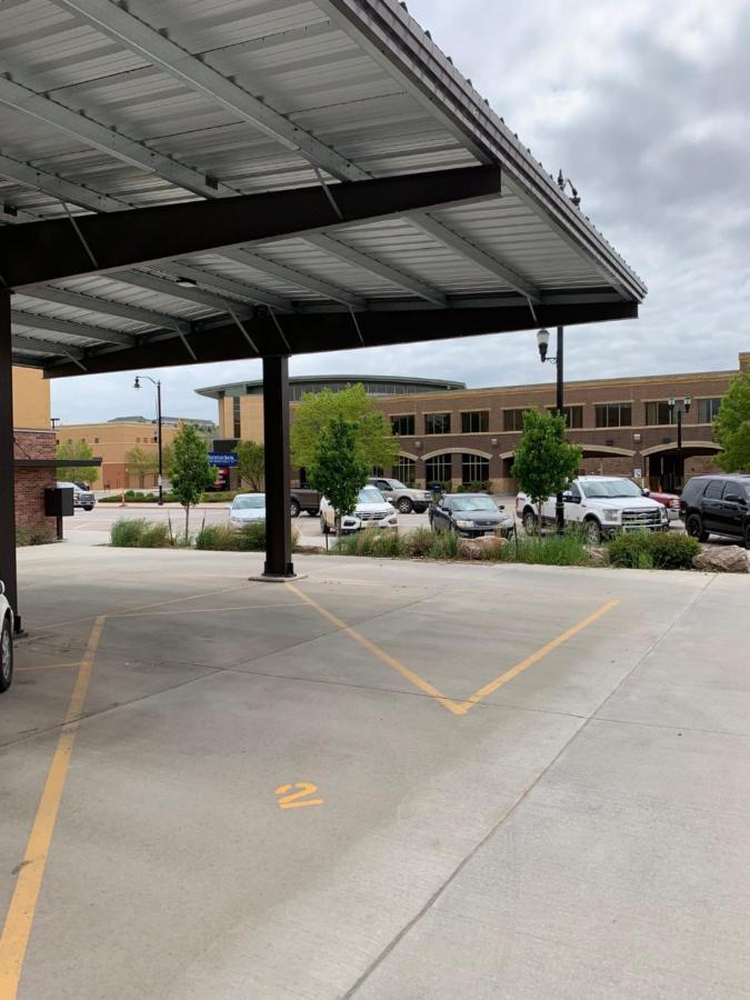 Your Downtown Rapid City Base Camp! Exterior photo